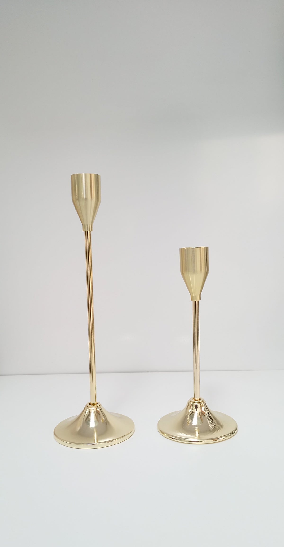 Gold Candle Holders(Set of 2)
