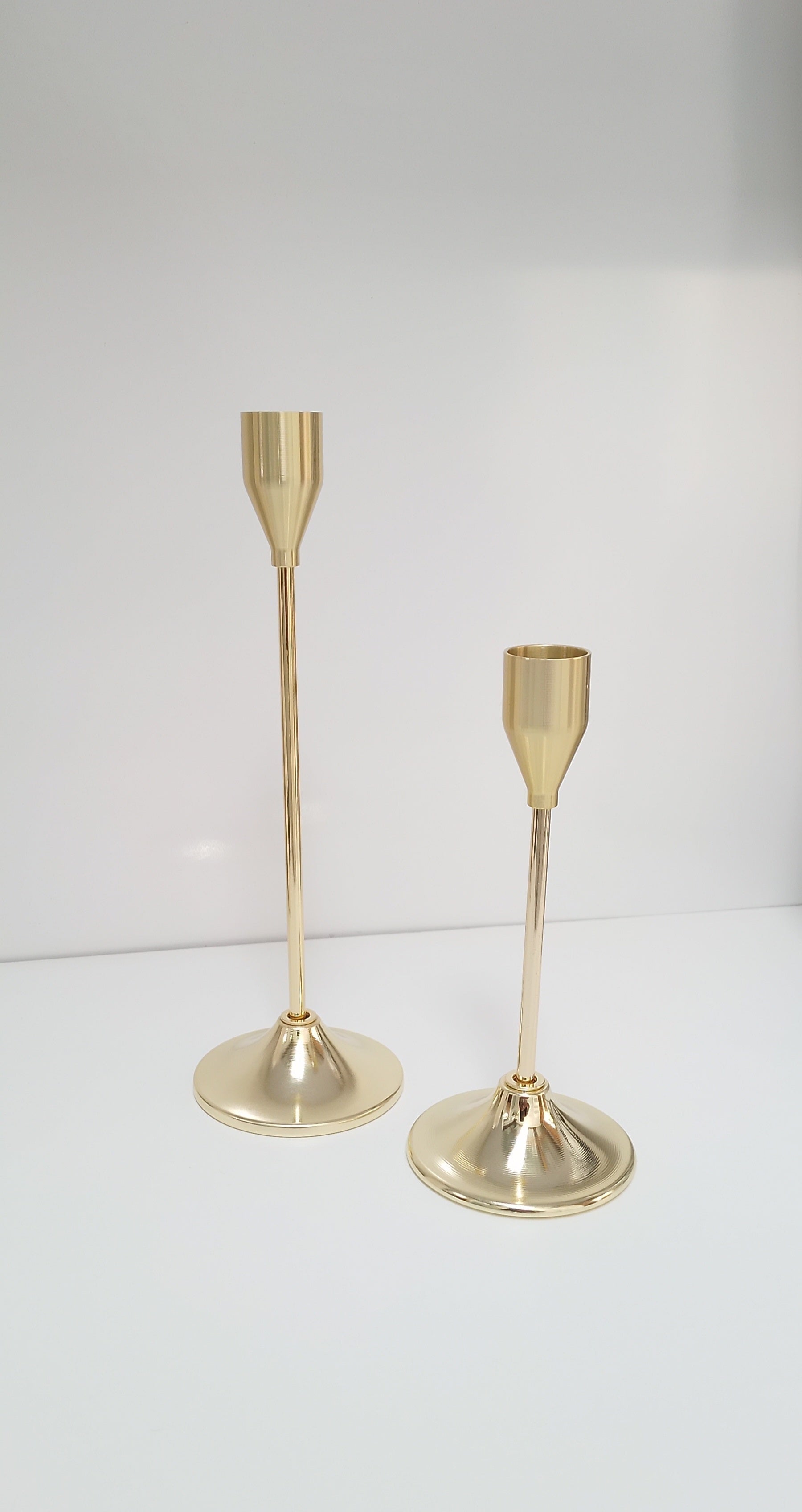 Gold Candle Holders(Set of 2)
